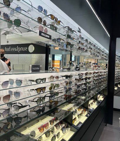 Sunglass Hut DFC - Rayyan - +974 4001 0851