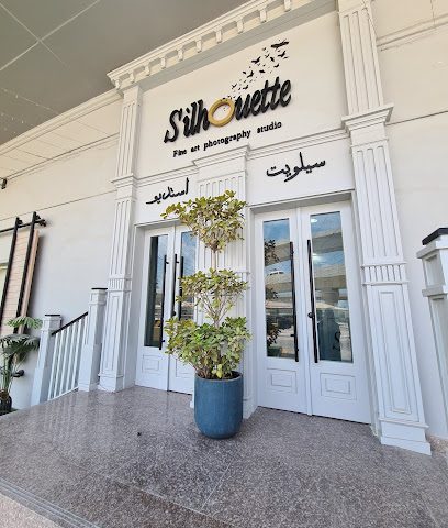 Silhouette photography studio - Doha -