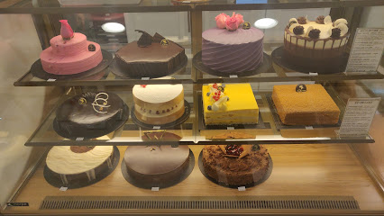 Opera Patisserie Old Al Rayyan - Doha - +974 4417 9644
