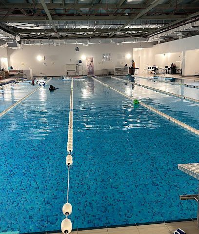Accelerate Swimming Pool Route - Madīnat ash Shamāl -