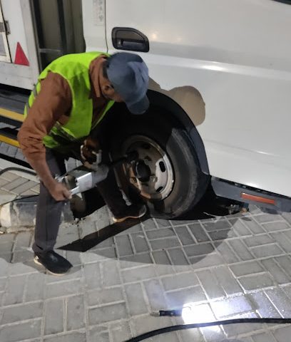 Tyre puncture Home Service Qtr - Umm Şalāl 'Alī - +974 7749 5170