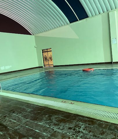 Ezan oasis pool gym - Doha -