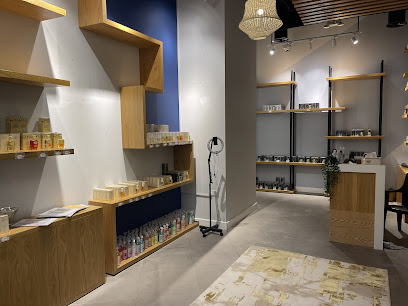 D&P Perfumum The Pearl Qatar دي اند بي بيرفيوم اللؤلؤة - Doha - +974 7061 5709