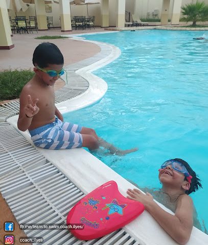International Swimming Teacher ILYES - Umm Al Zubar West - +974 6646 0252