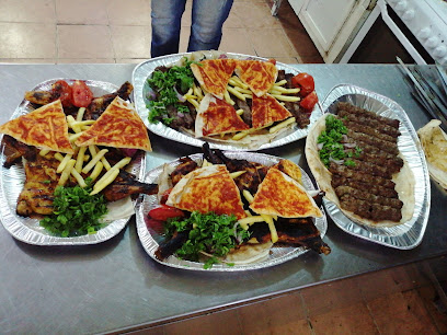 Al Qala Al Shabeya Restaurant - Doha - +974 4472 8880