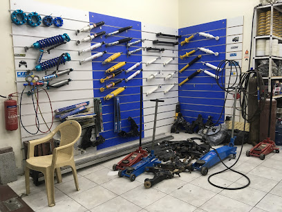 King Gerage All kinds of shocks service specialist in king shocks - Doha - +974 3164 9047