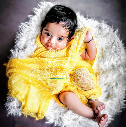 New Flash Studio - Doha - +974 4450 3742
