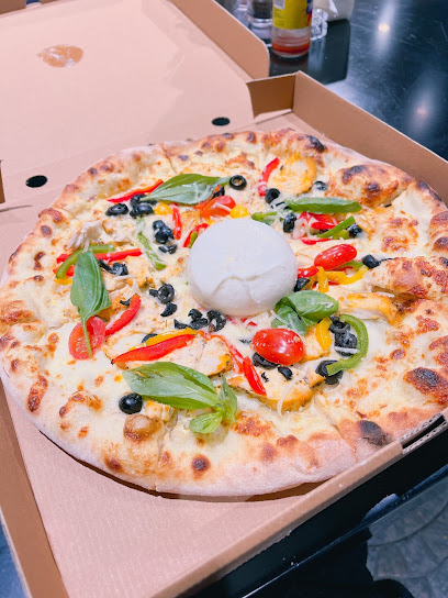 MPizzeria - Qatar|Parking،|to North Parking Entertainment Roof Top Parking|Entertainment Roof Top