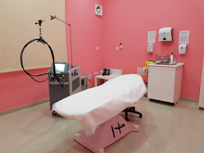 Family Medical Polyclinic, Al Aziziyah - Doha - +974 4442 7729