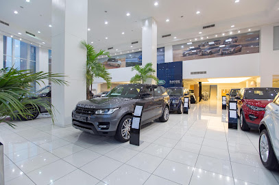 Land Rover Al Sadd Showroom - Doha - +974 4447 7566