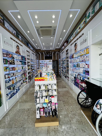 Care n Cure pharmacy صيدلية - Qatar|Ar-Rayyan|7CRG+FFF Near Musalla|Al Eid