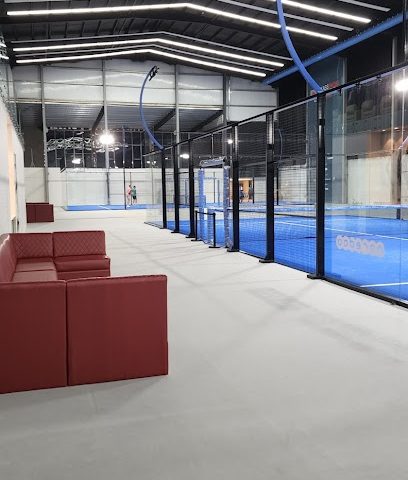 1969 Platinum Padel Courts - Mall of Qatar - +974 3316 8533