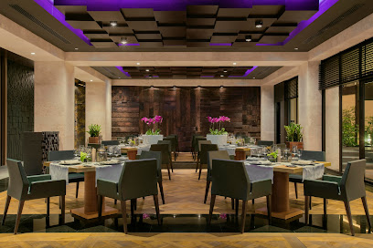 Hunters Room and Grill - Rawdat Al Hamama - +974 3359 8514