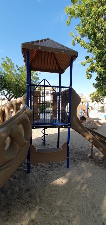 North Madinat Khalifa Family Park (1) - Qatar|Doha|Wasit Park|8FJJ+9JC