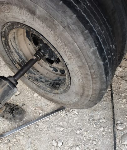 Tyre puncher mobile service in qatar doha - Umm Salal Muhammed - +974 3303 5032