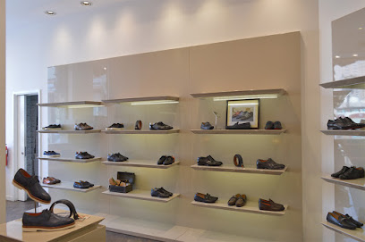 Santoni – Doha - Lusail - +974 4495 3876