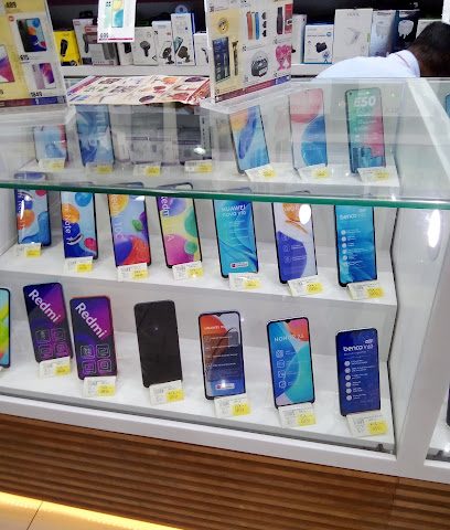 Wellcare Pharmacy Grand Hypermarket Kharthiyat - Doha - +974 4493 4493