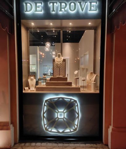 De Trove Jewelry - Doha - +974 7078 7701