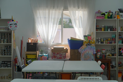 LAVENDER CENTER - Umm Salal Muhammed - +974 4487 5724