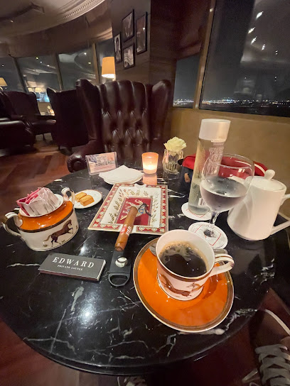 Edward Lounge @MillenniumHotelDoha - Qatar|Doha|7FMW+9C8