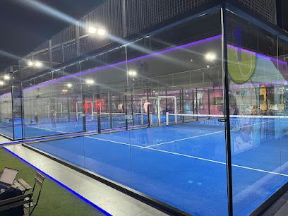 Padel Up - Madīnat ash Shamāl - +974 3368 8801