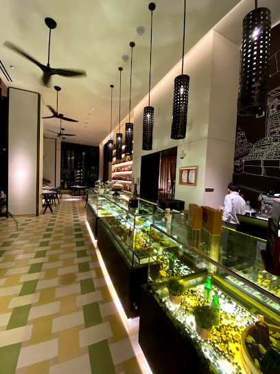 Anis - Qatar|Doha|street level|sikkat wadi