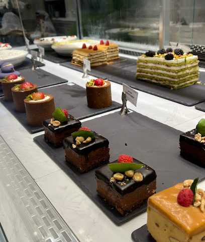 L'ETO - Villaggio Mall - Doha - +974 5568 8833